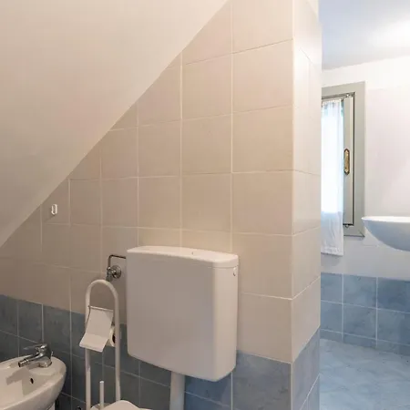 Apartment Canneto-3 By Interhome *